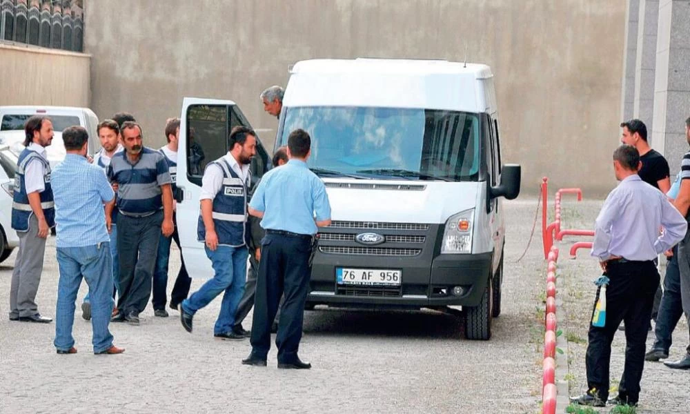 Ιρανός πράκτορας αυτομολεί στην Τουρκία και καταδίδει πληροφοριοδότες